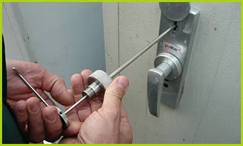 Expert Locksmith Services Valley Cottage, NY 845-236-5417 Expert Locksmith Services Valley Cottage, NY 845-236-5417 - 15-emergency-locksmiths