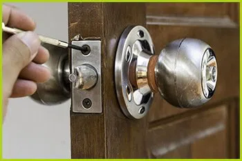Expert Locksmith Services Valley Cottage, NY 845-236-5417 - 17-eviction-service