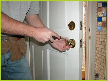 Expert Locksmith Services Valley Cottage, NY 845-236-5417 - 9-locks-change