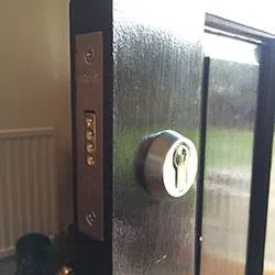 Expert Locksmith Services Valley Cottage, NY 845-236-5417 - home-ls-01